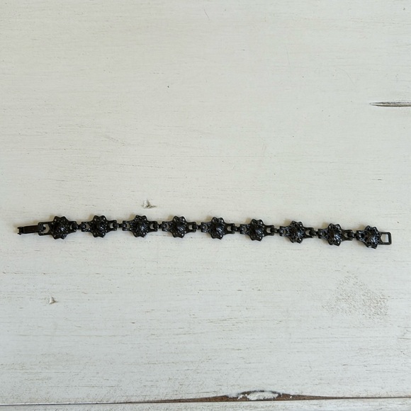 Gorgeous Vintage Silver & Black 7” Bracelet 🩶🩶🩶 - Picture 4 of 4